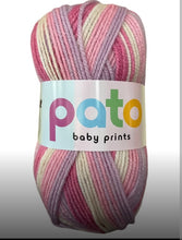 Load image into Gallery viewer, Baby Pato Print Double Knit