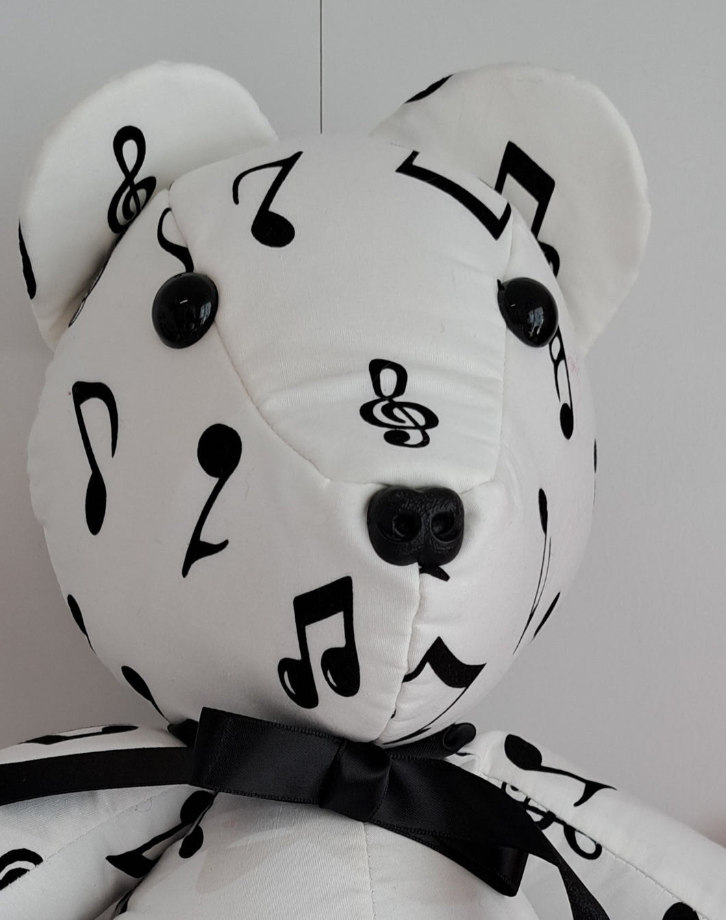 Music themed bear