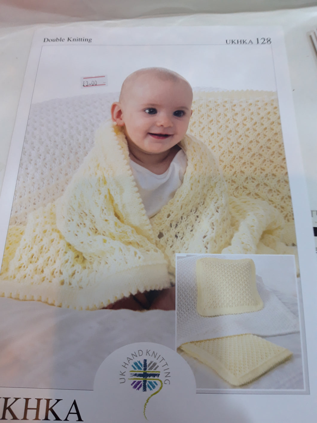 UKHKA 128 - Double Knitting - Blankets and Cushion
